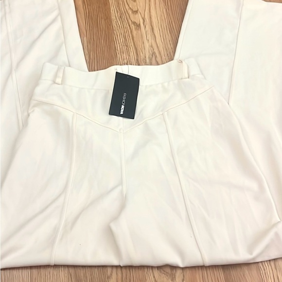 NWT,Fashion Nova,Sasha Wide Leg Pants - Cream Elegant Cream Women's Pants,Size M - Picture 9 of 12